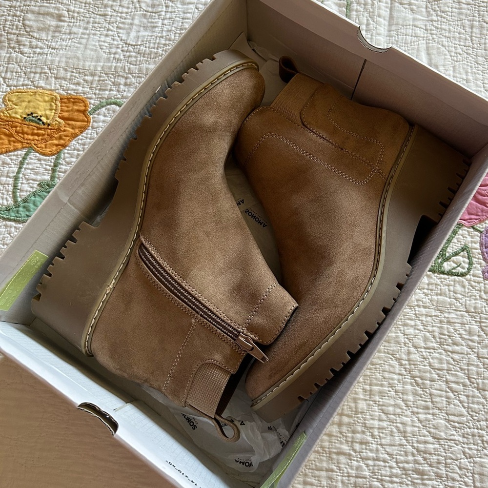 Sonoma Tan Suede Ankle Boots